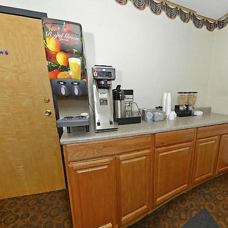 America'S Best Value Inn Стейтсвил Екстериор снимка