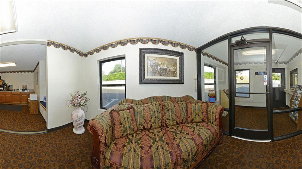 America'S Best Value Inn Стейтсвил Екстериор снимка